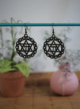 Load image into Gallery viewer, Star of David circle with Chai center pendant earring
